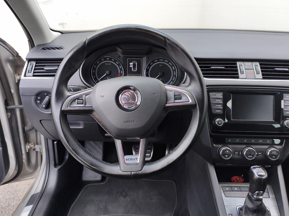 Škoda Octavia III 2.0TDi Scout 4x4