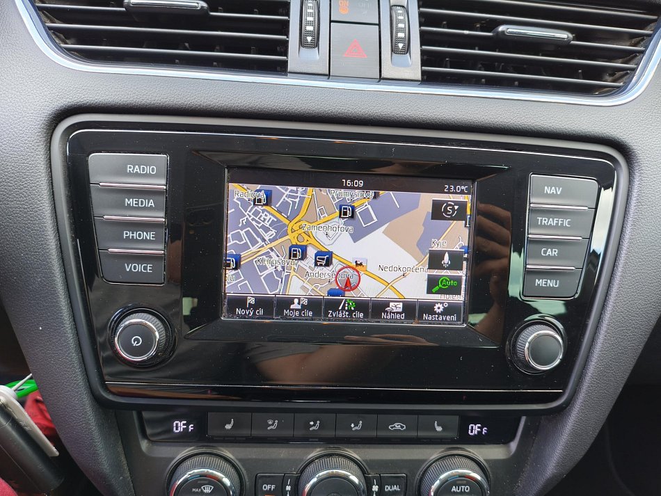 Škoda Octavia III 2.0TDi Scout 4x4