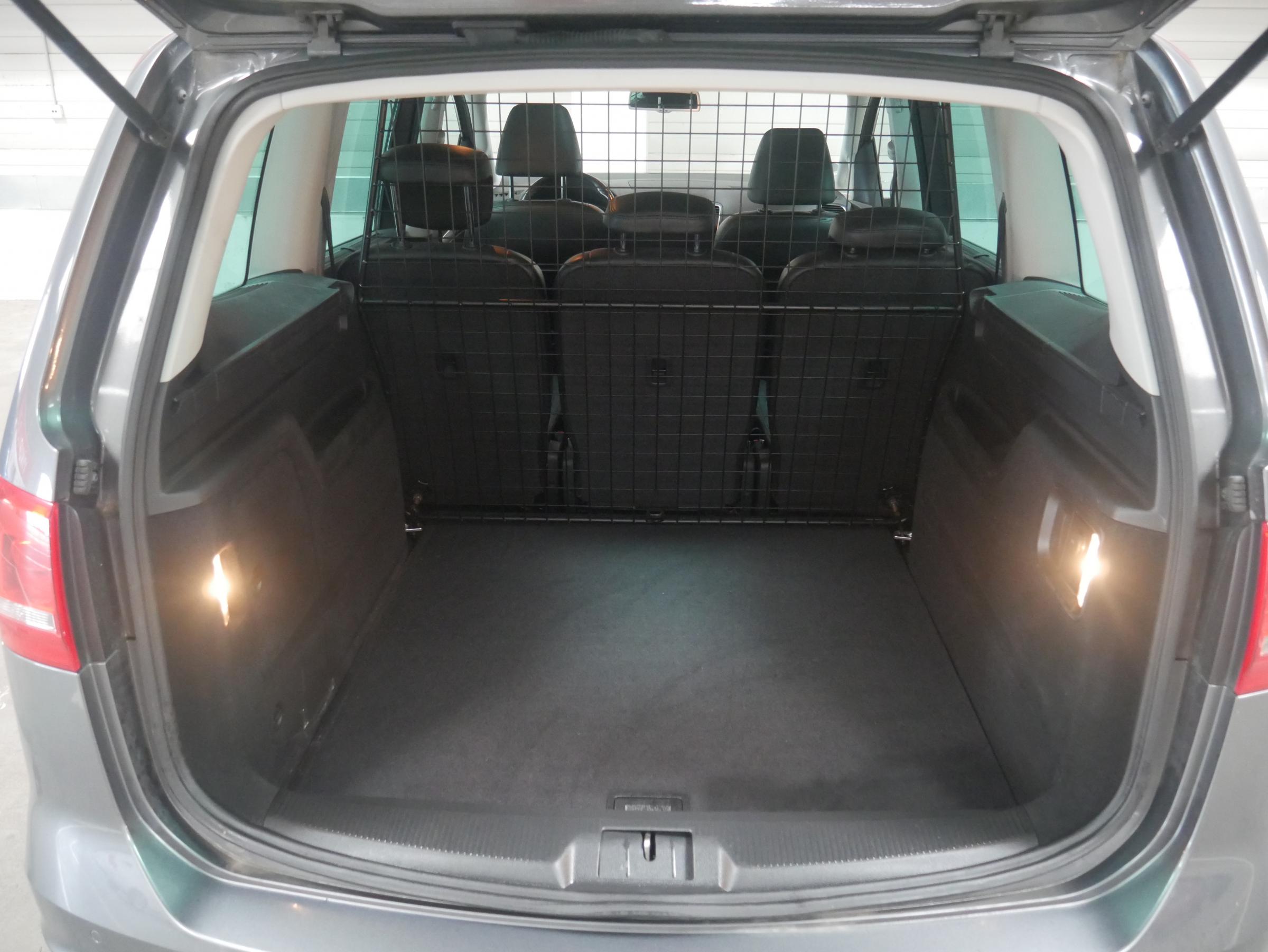 Volkswagen Sharan, 2011 - pohled č. 8