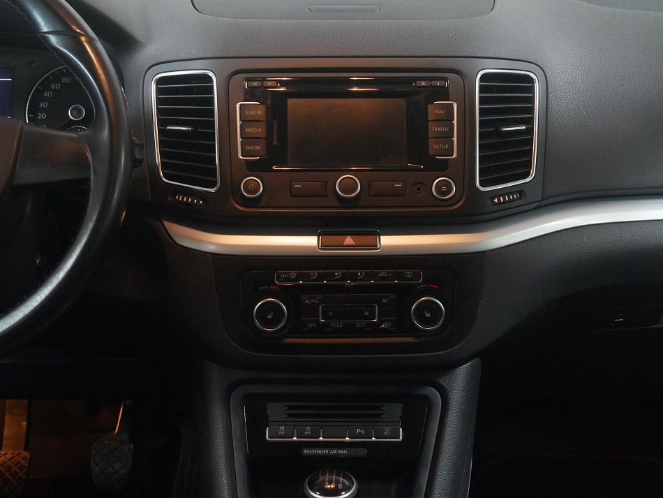 Volkswagen Sharan 2.0 TDi Highline