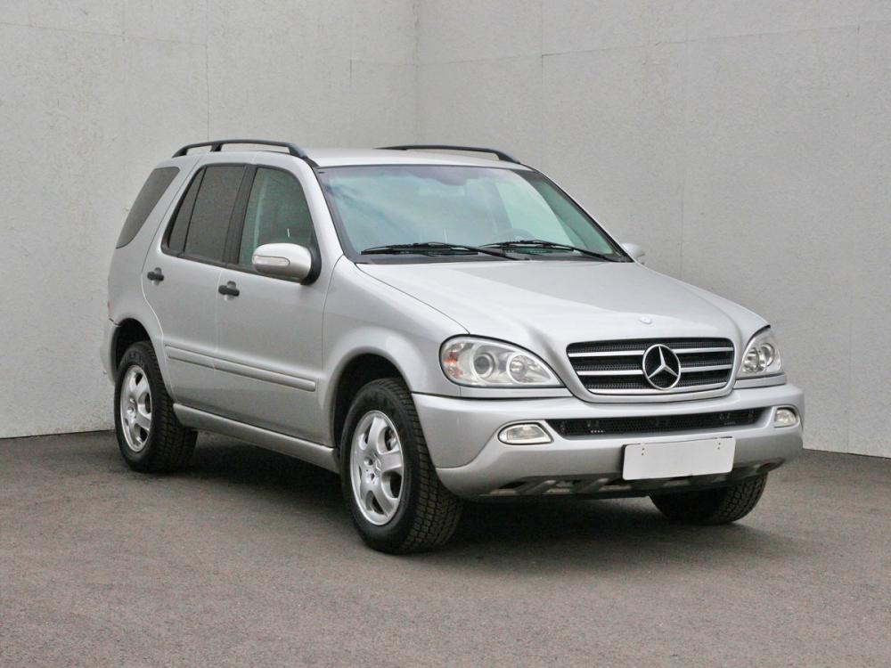 Mercedes-Benz Třída M, 2002