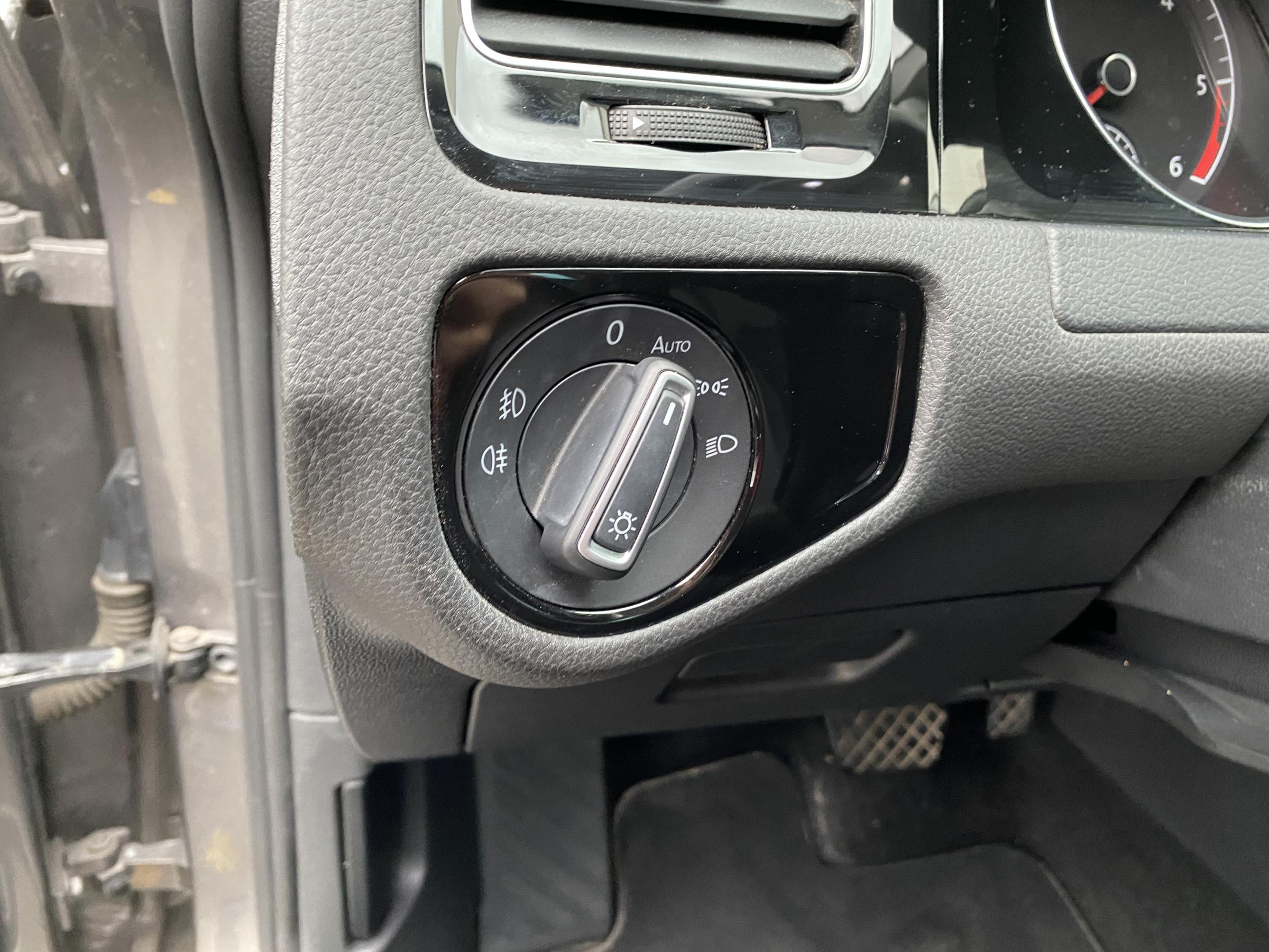 Volkswagen Golf, 2013 - pohled č. 15