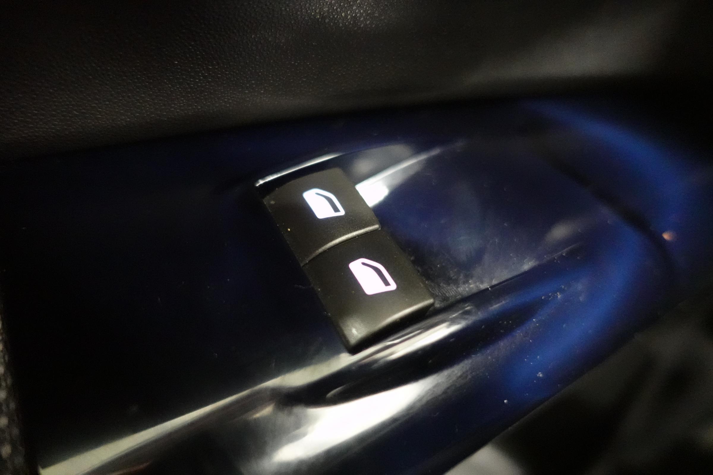 Citroën C4 Cactus, 2016 - pohled č. 14