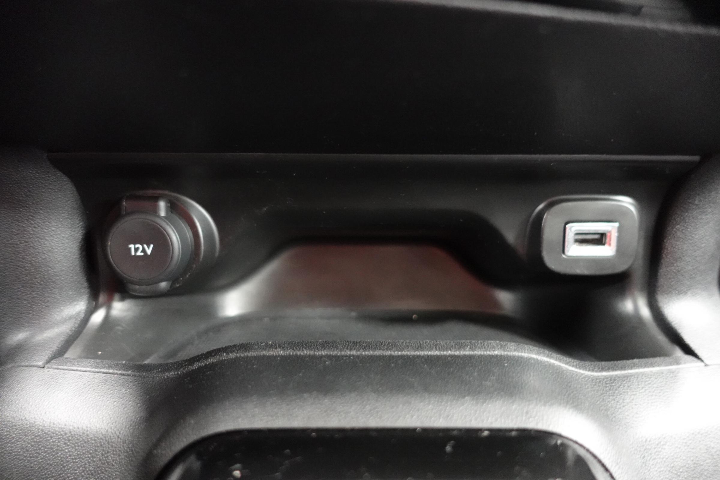 Citroën C4 Cactus, 2016 - pohled č. 18