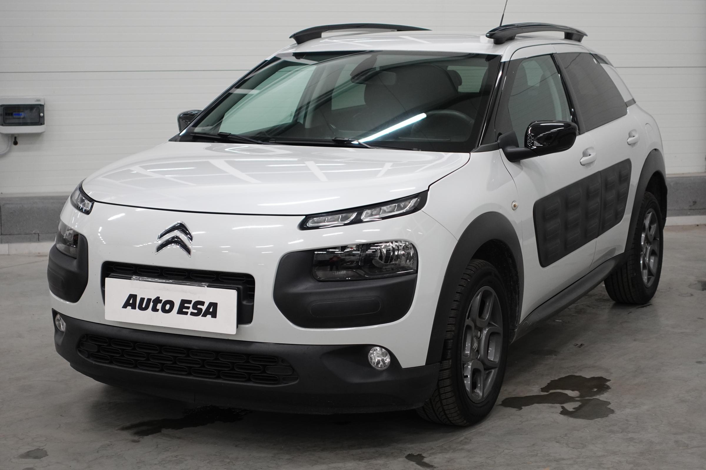 Citroën C4 Cactus, 2016 - pohled č. 3