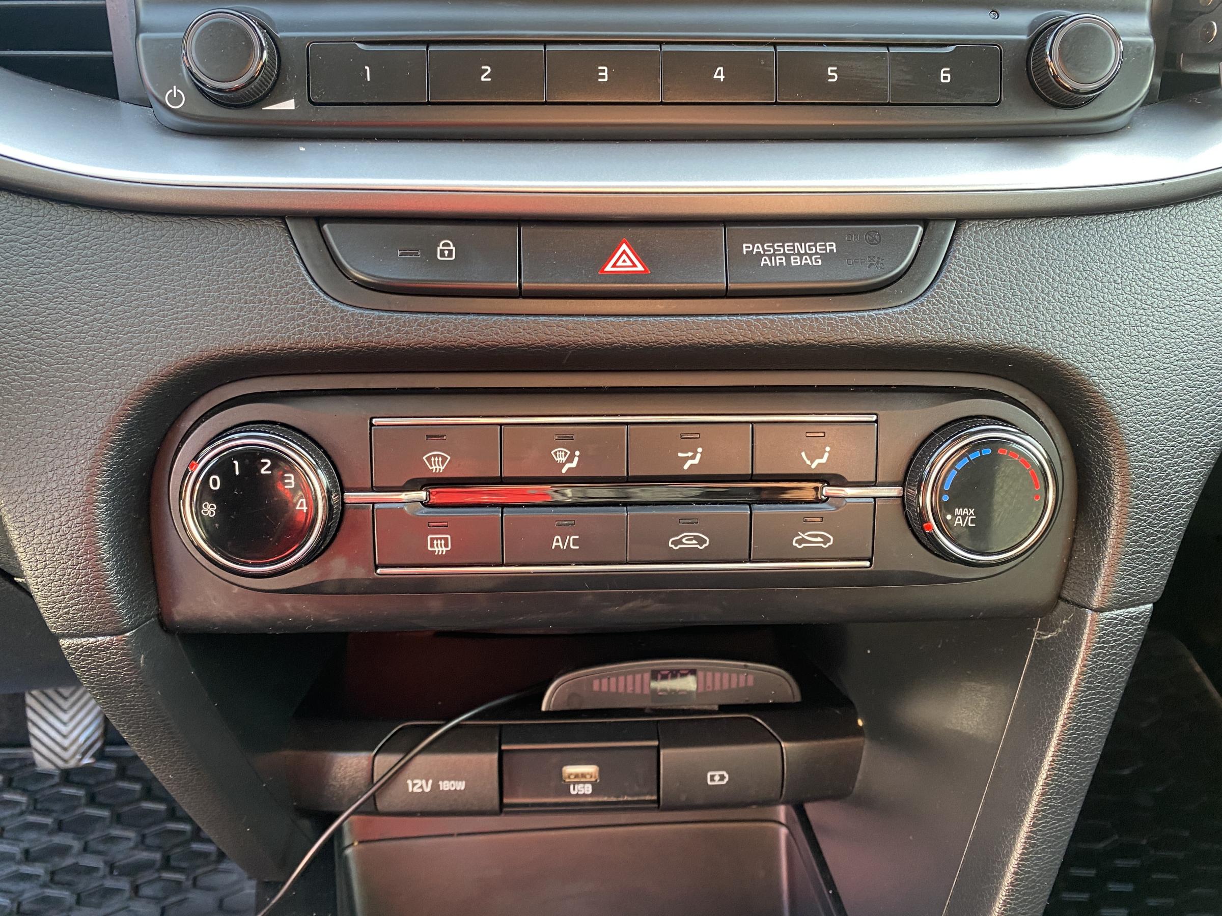 Kia Cee´d, 2020 - pohled č. 16