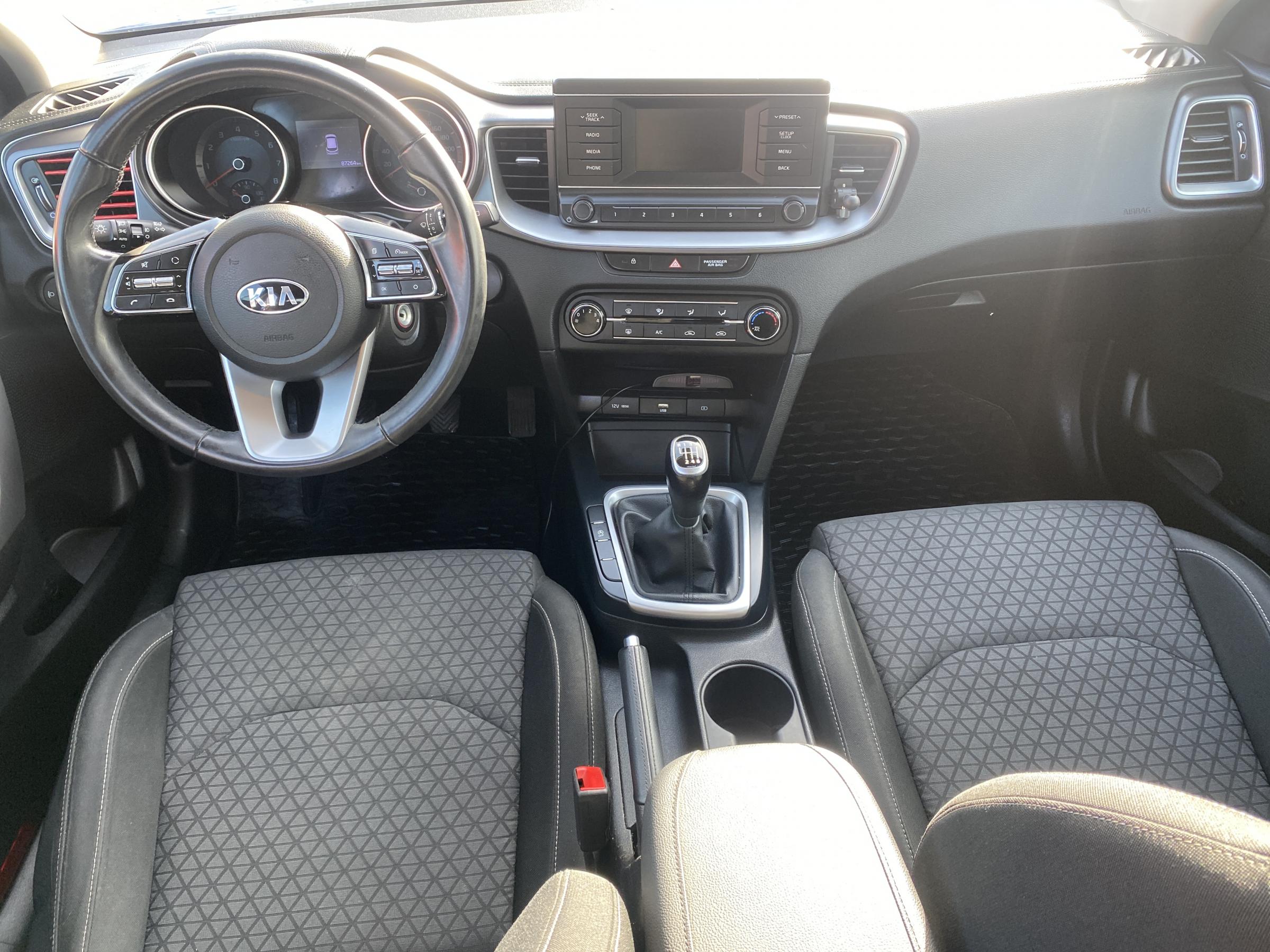 Kia Cee´d, 2020 - pohled č. 8