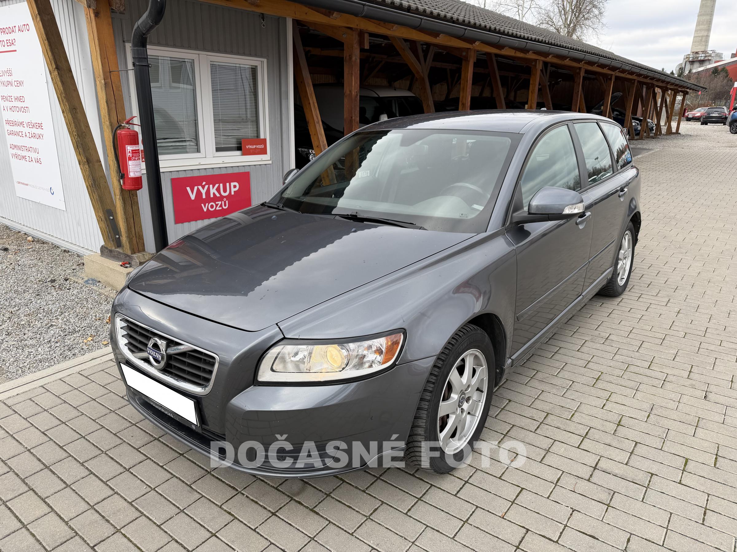 Volvo V50, 2011