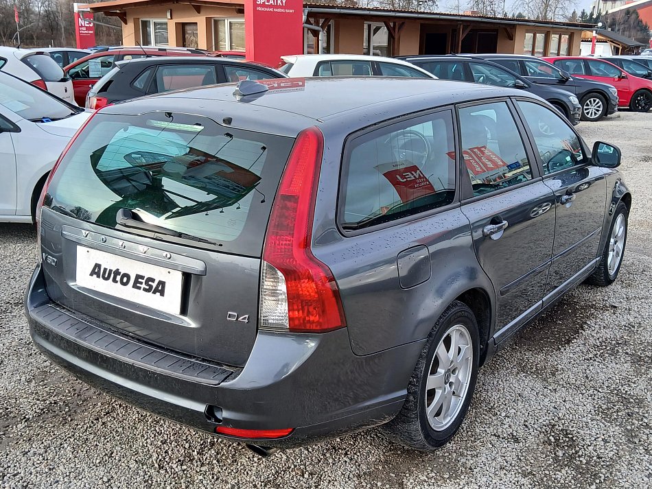 Volvo V50 2.0D  D4