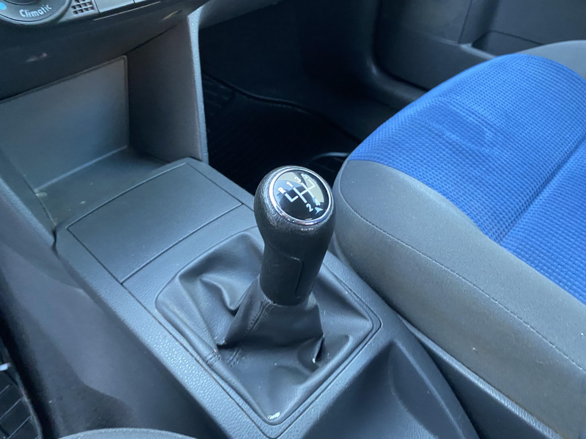 Volkswagen Polo, 2005 - pohled č. 16