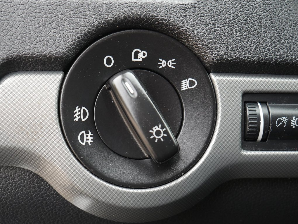 Škoda Octavia II 2.0 FSI 