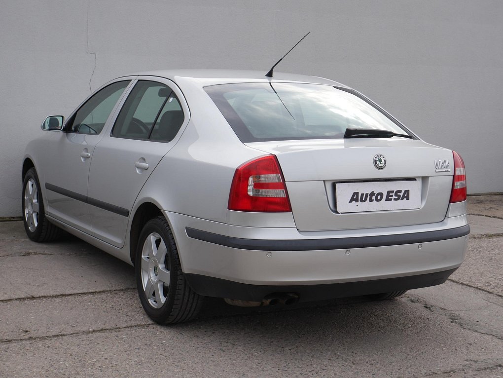 Škoda Octavia II 2.0 FSI 