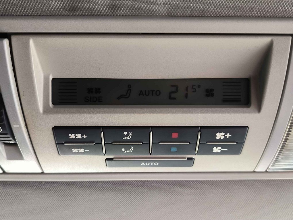 Volkswagen Multivan 2.5 TDi 