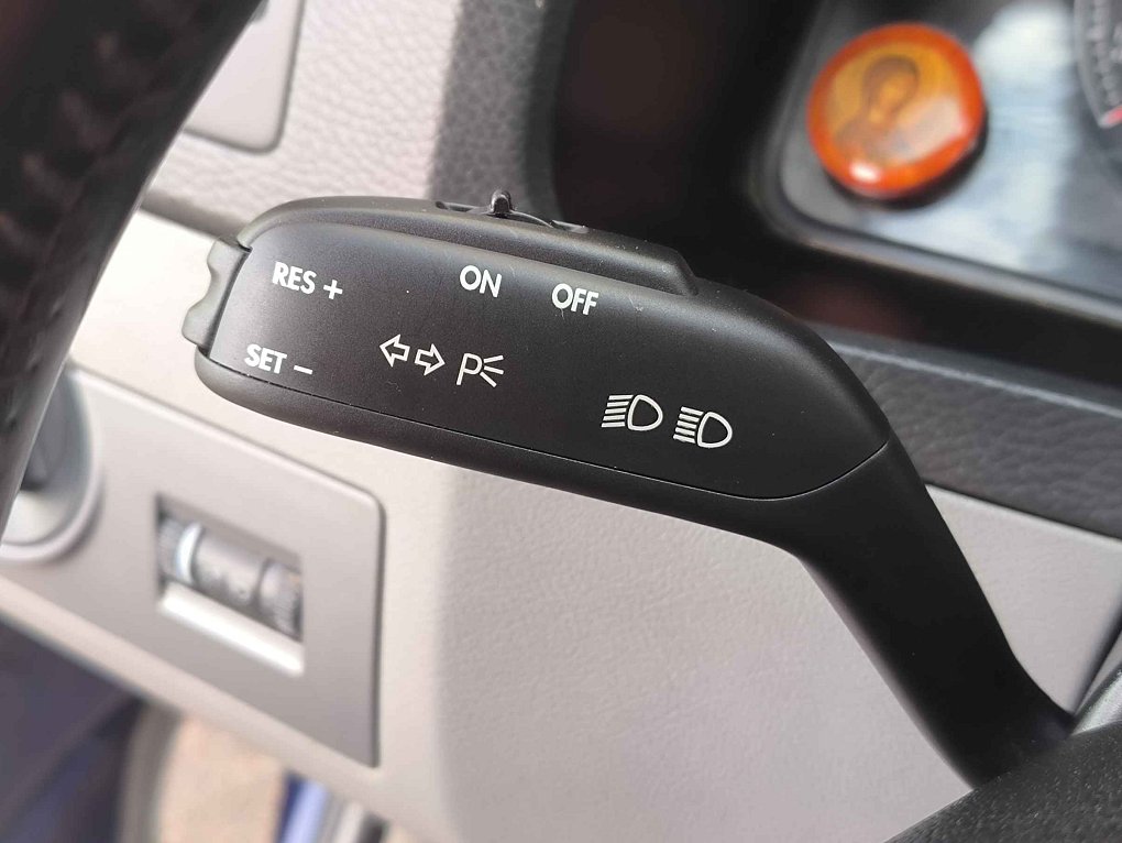 Volkswagen Multivan 2.5 TDi 