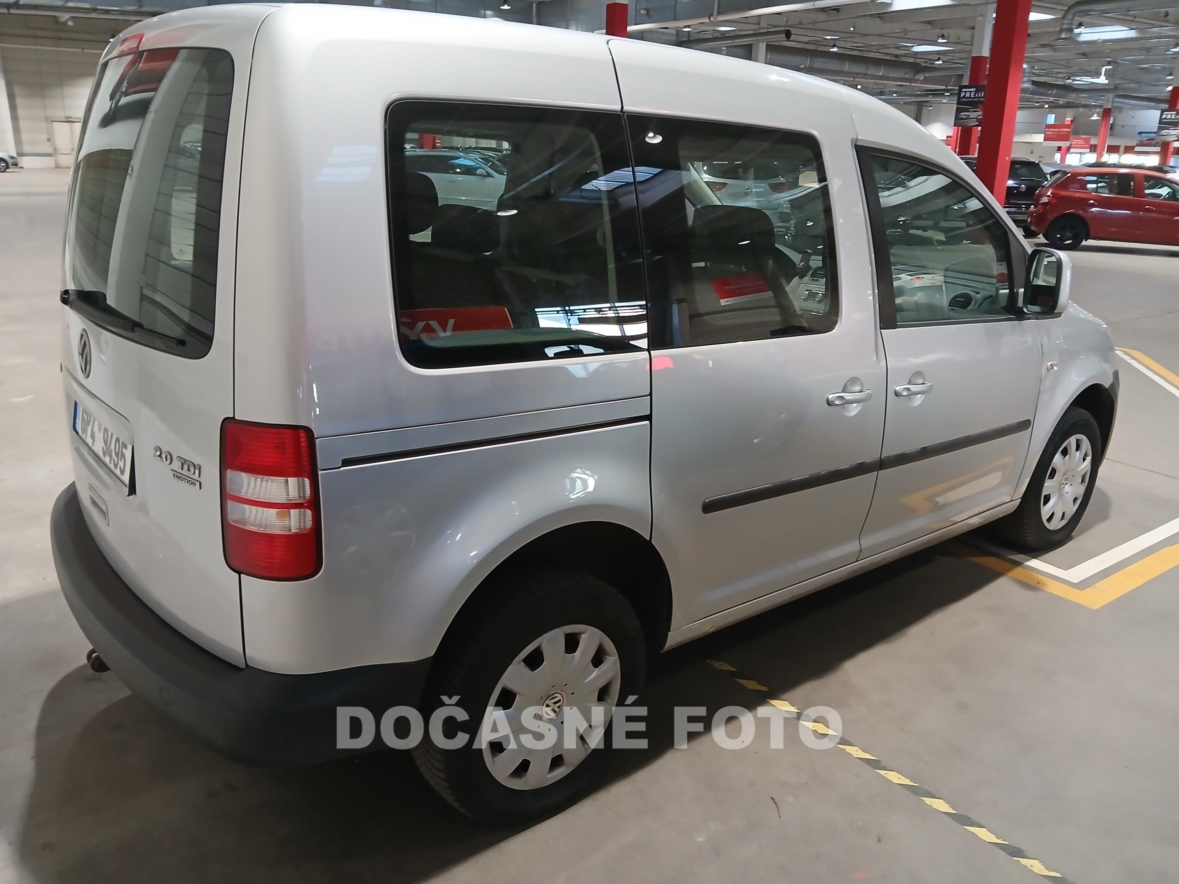 Volkswagen Caddy, 2012 - pohled č. 2