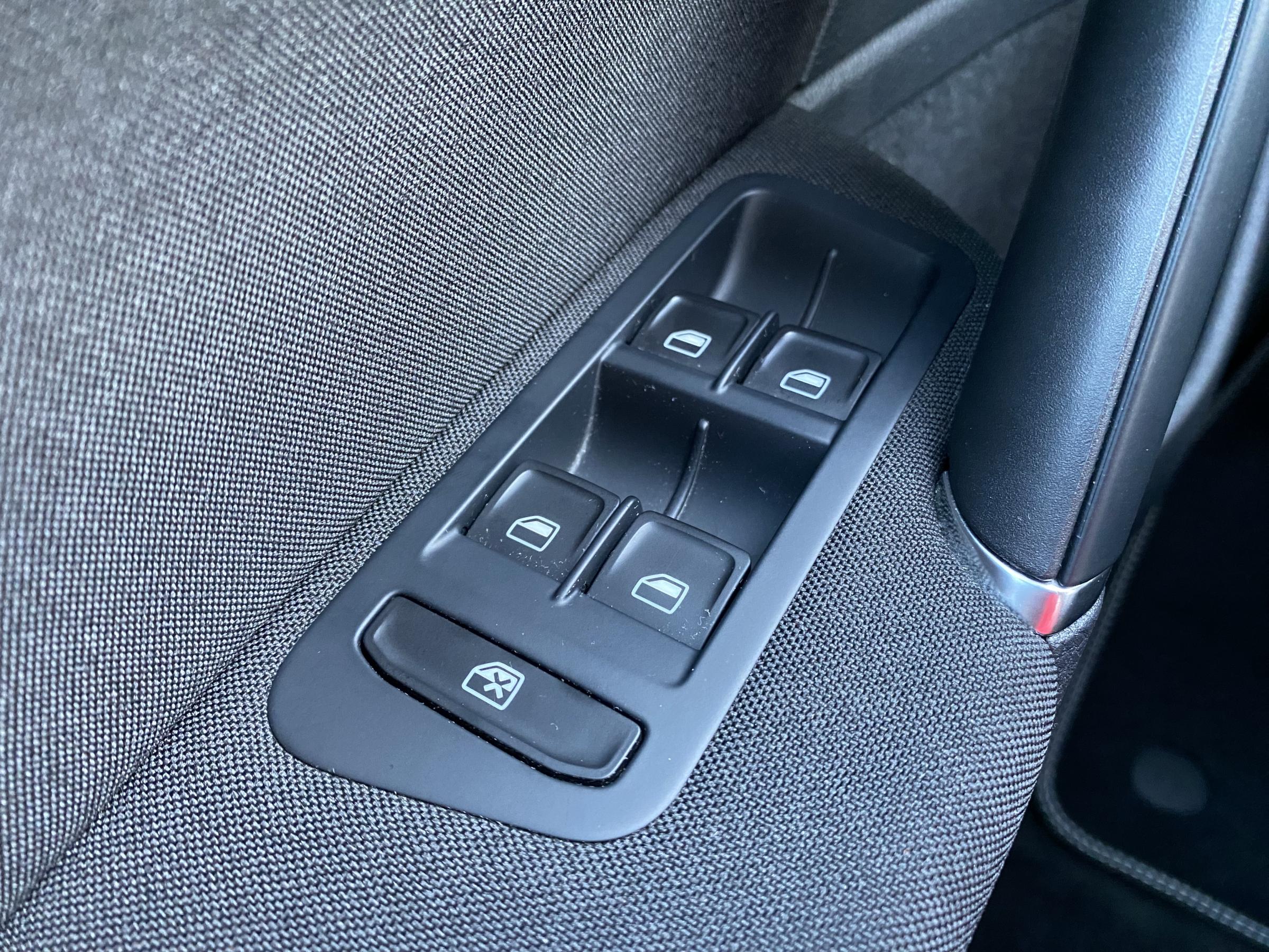 Volkswagen Golf, 2014 - pohled č. 11