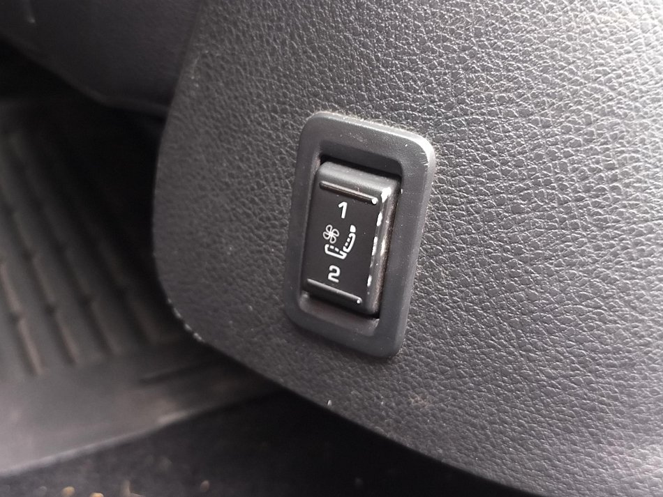 Škoda Superb II 2.0 TDi Elegance