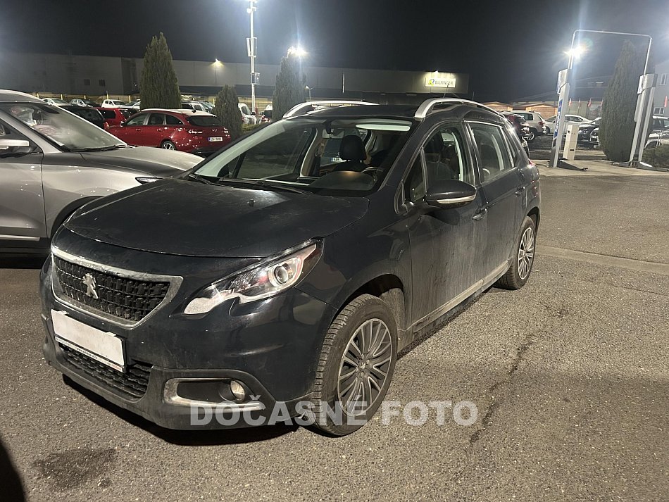 Peugeot 2008 1.2PT 