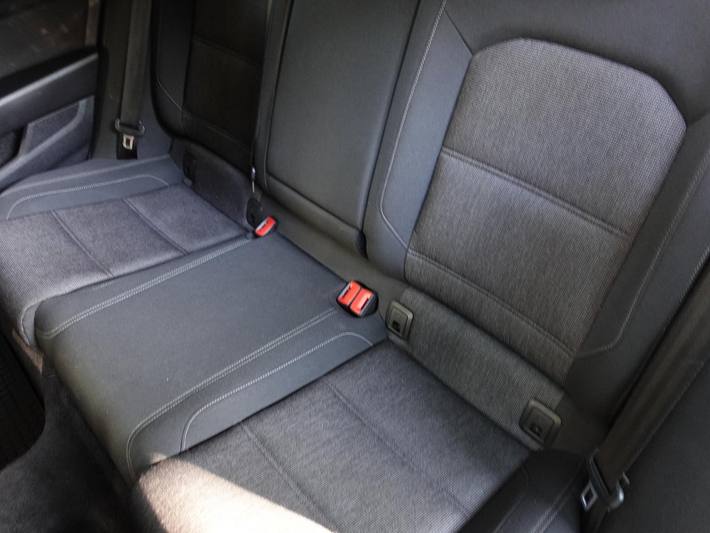 Volkswagen Passat 2.0 TDi 