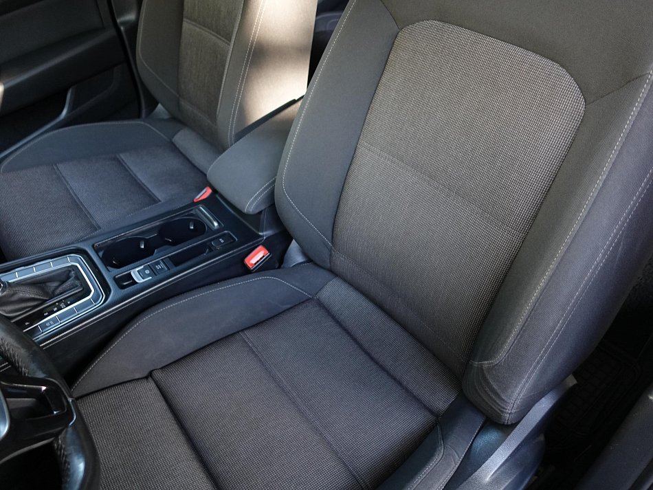 Volkswagen Passat 2.0 TDi 