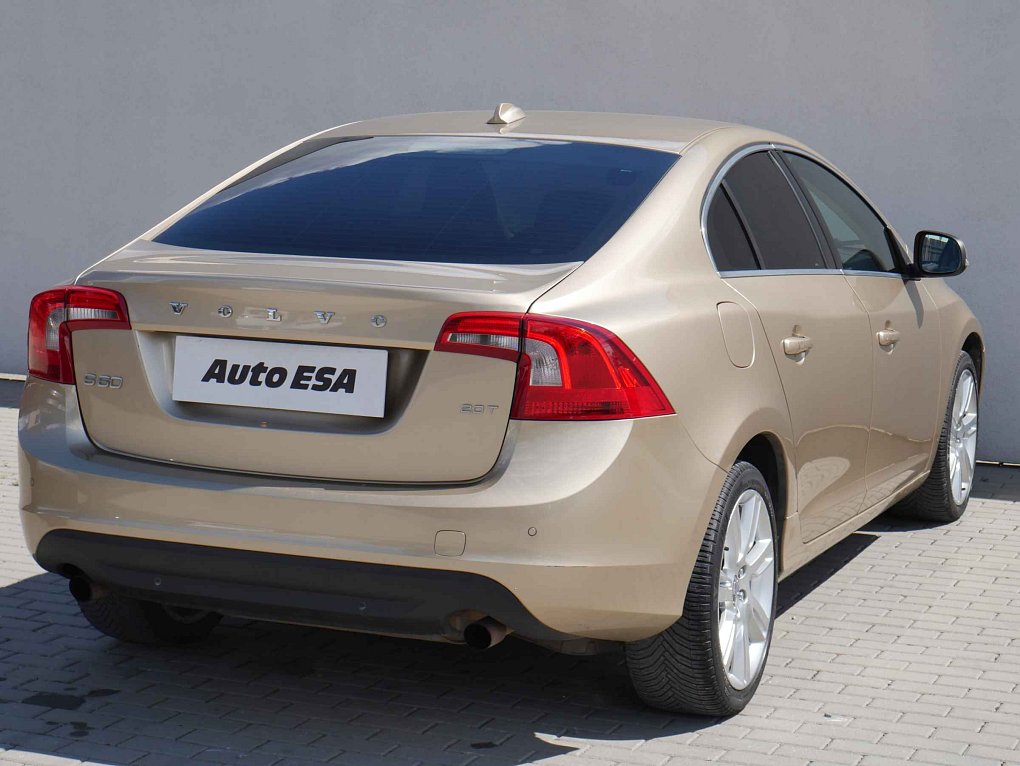 Volvo S60 2.0T 