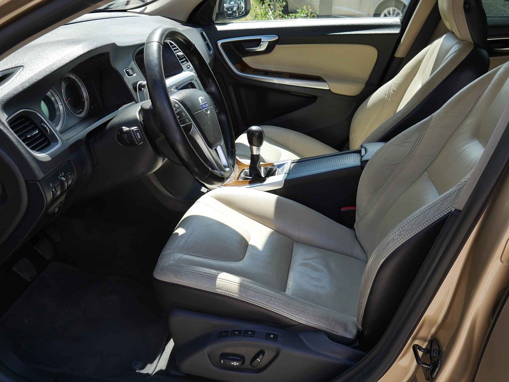 Volvo S60 2.0T 