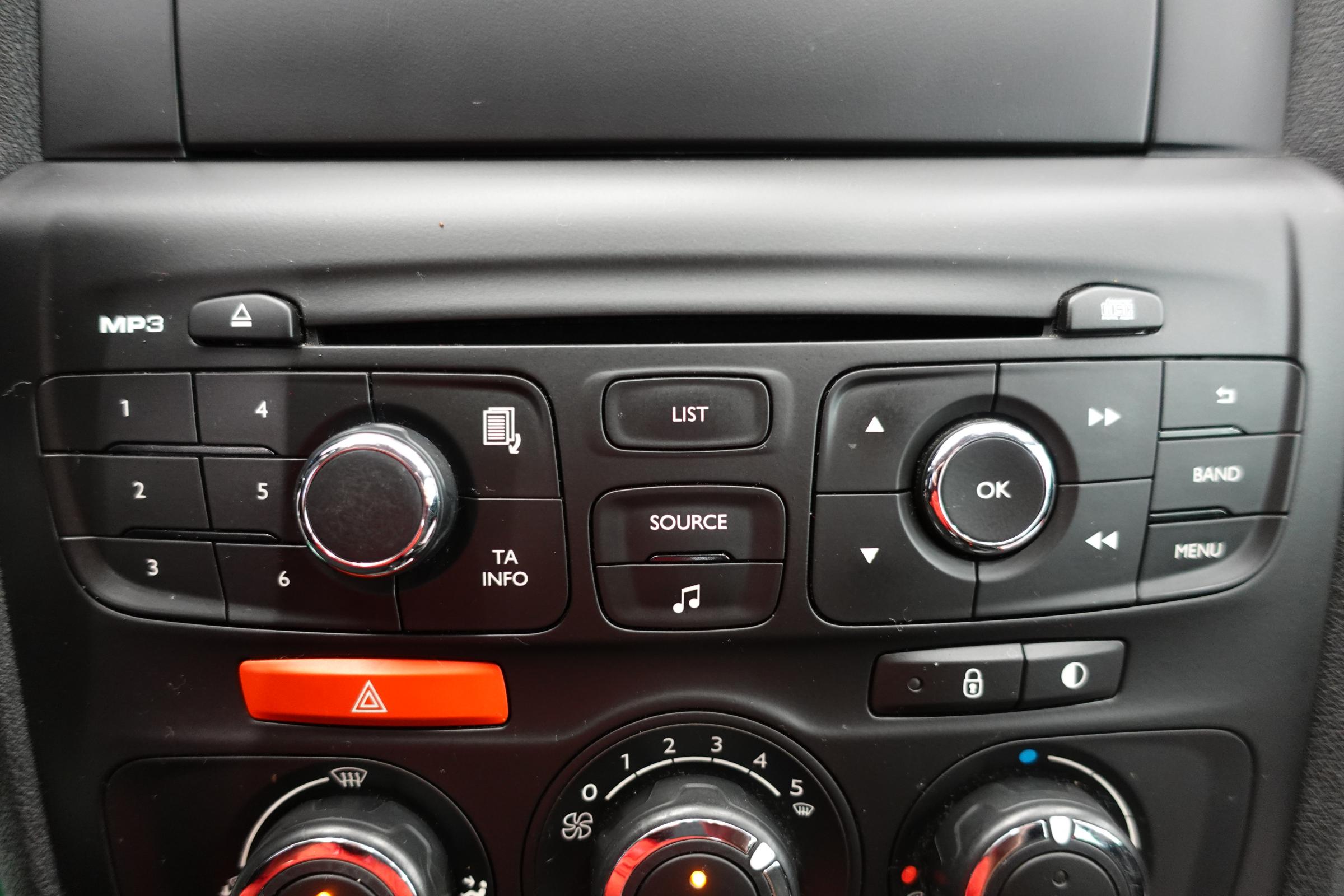 Citroën C4, 2016 - pohled č. 20