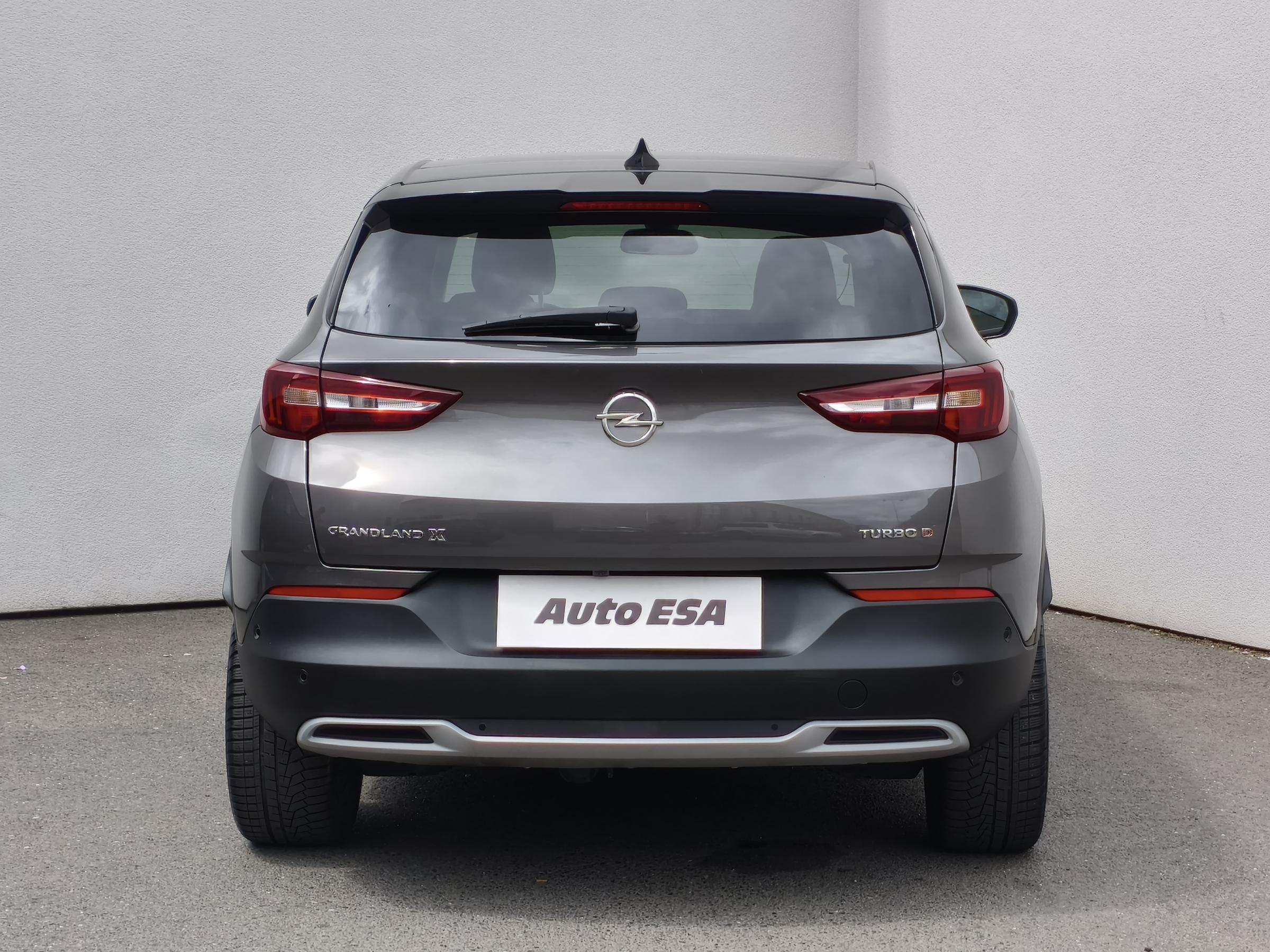 Vauxhall Grandland X, 2018 - pohled č. 5