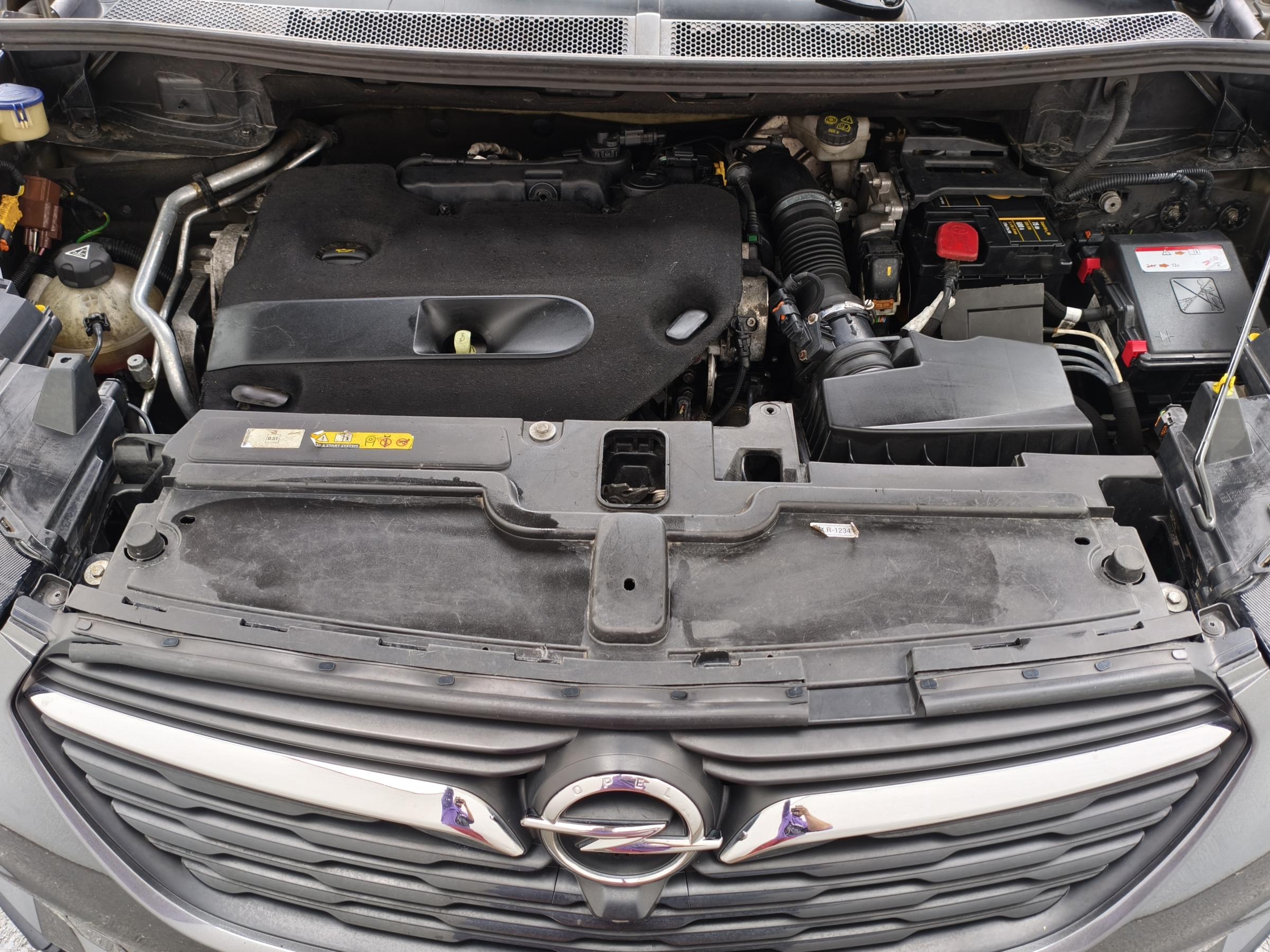 Vauxhall Grandland X, 2018 - pohled č. 7