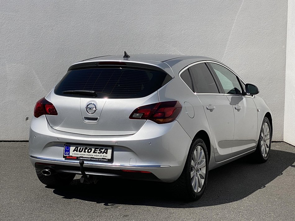 Opel Astra 2.0 CDTi Exclusive