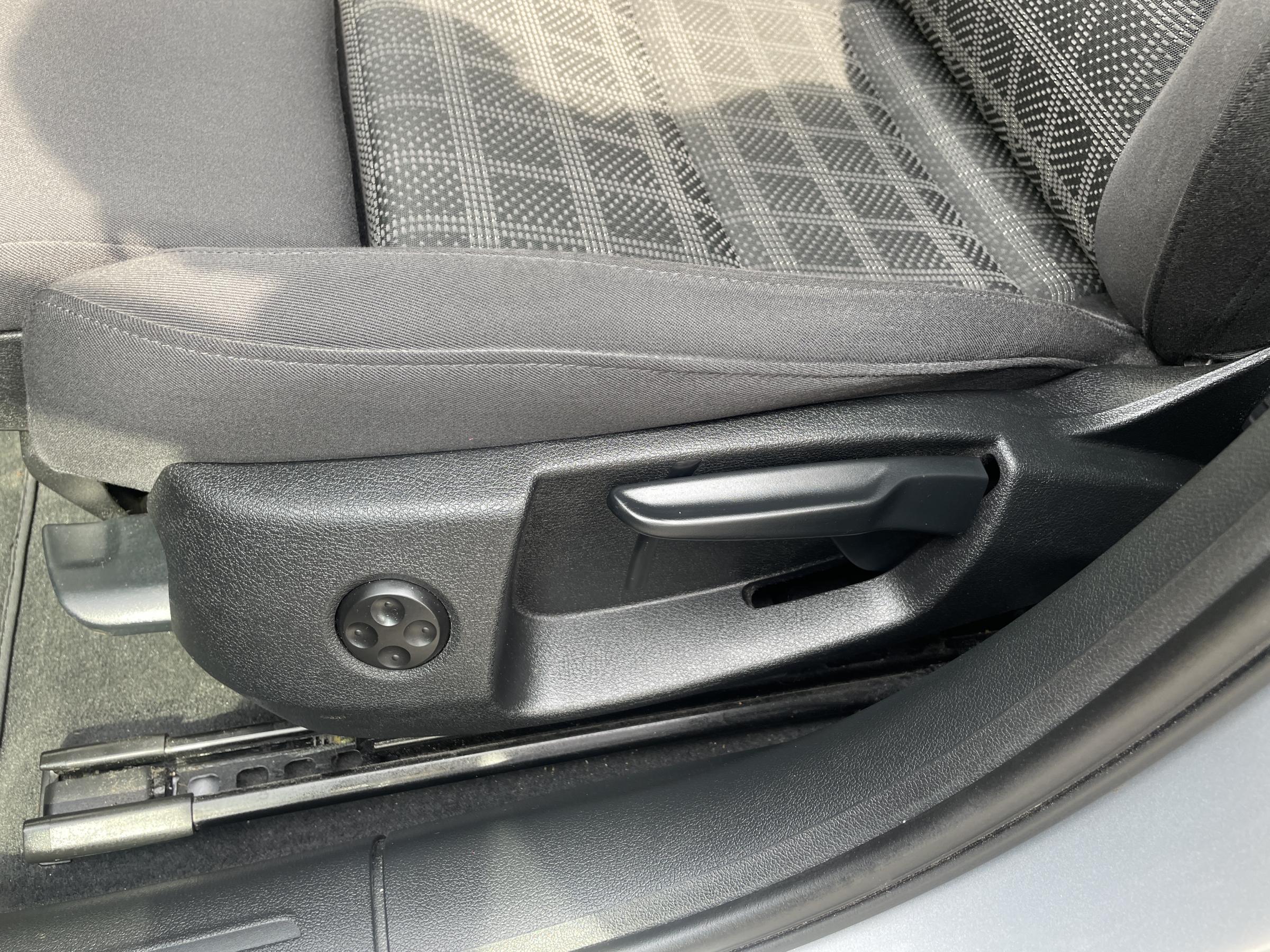 Audi A4, 2016 - pohled č. 17