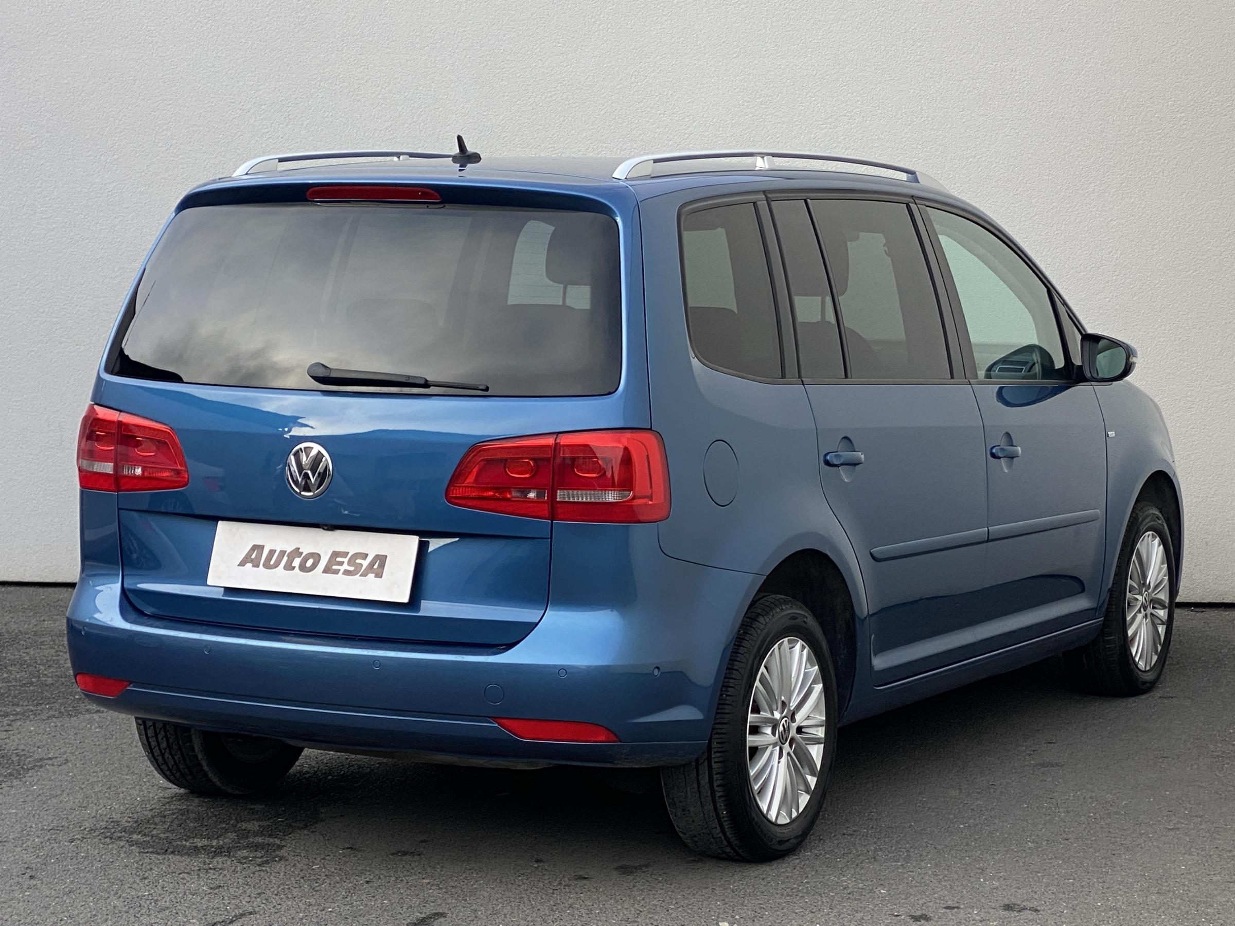 Volkswagen Touran, 2014 - pohled č. 4