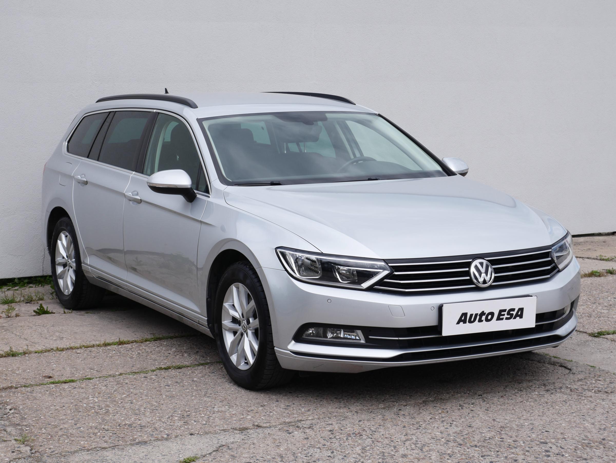 Volkswagen Passat, 2015 - celkový pohled