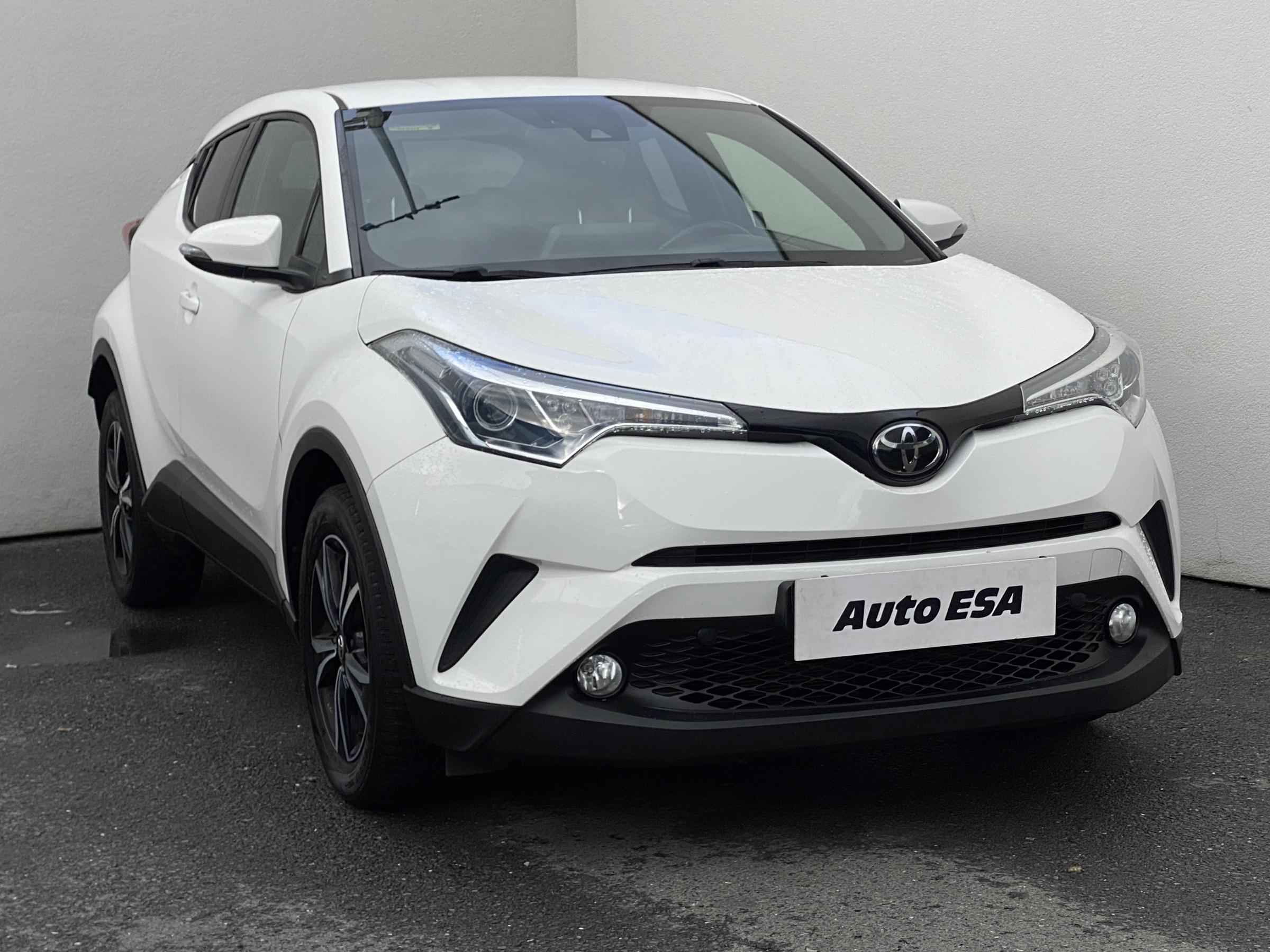 Toyota C-HR, 2019 - celkový pohled