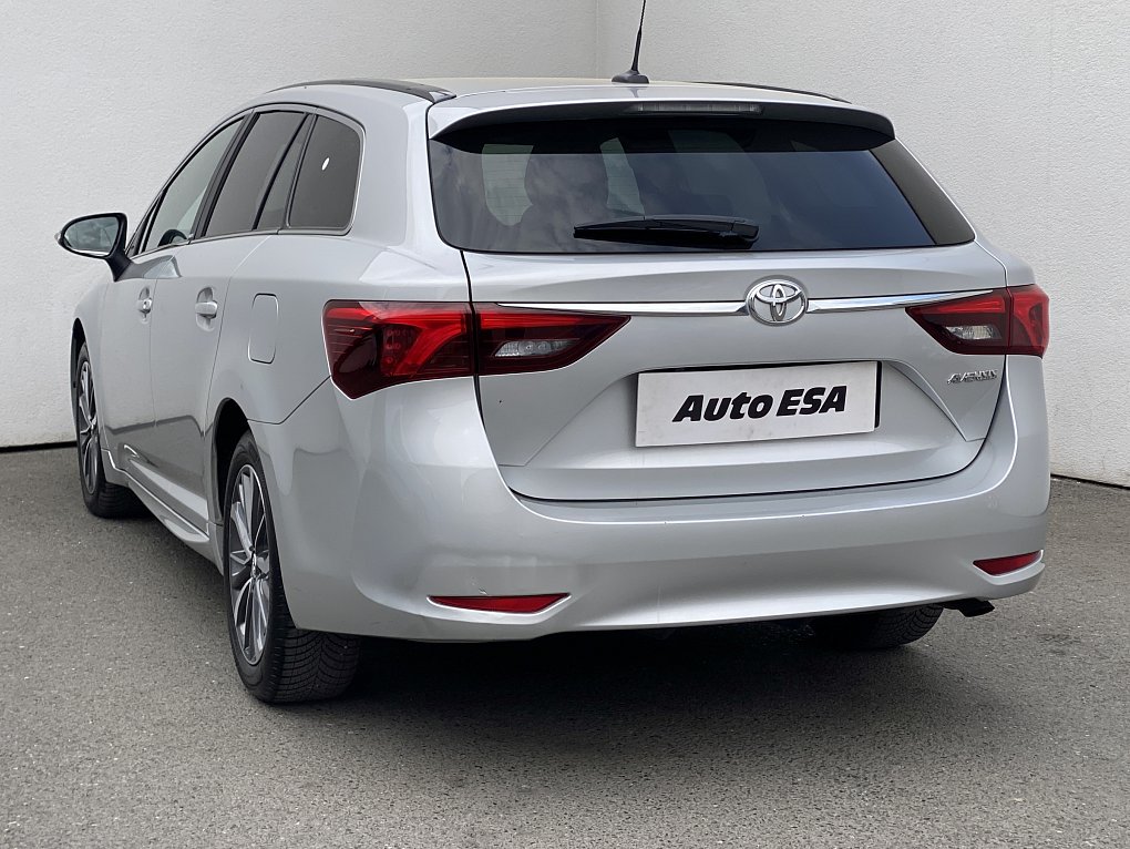 Toyota Avensis 2.0 D-4D Sport