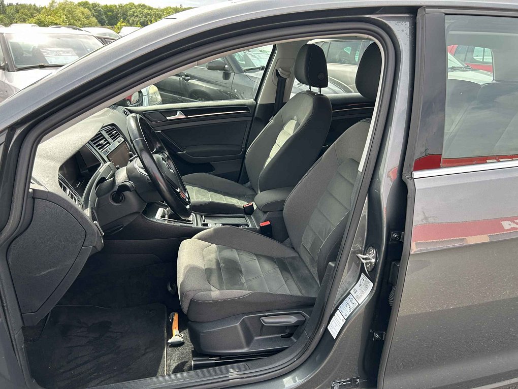 Volkswagen Golf 1.5 TSI Highline