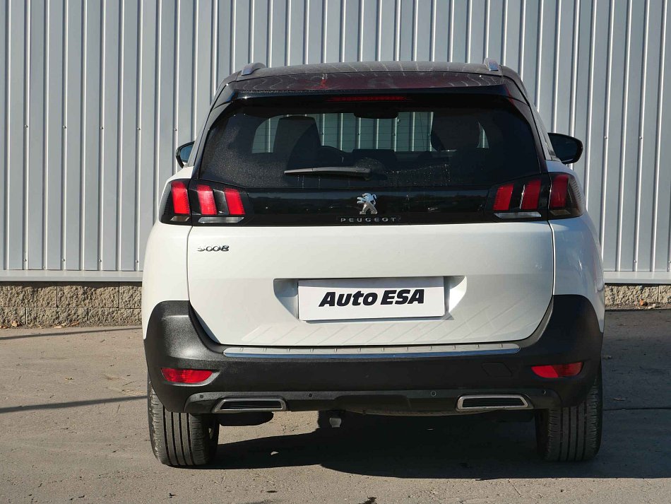 Peugeot 5008 1.5 HDi Allure