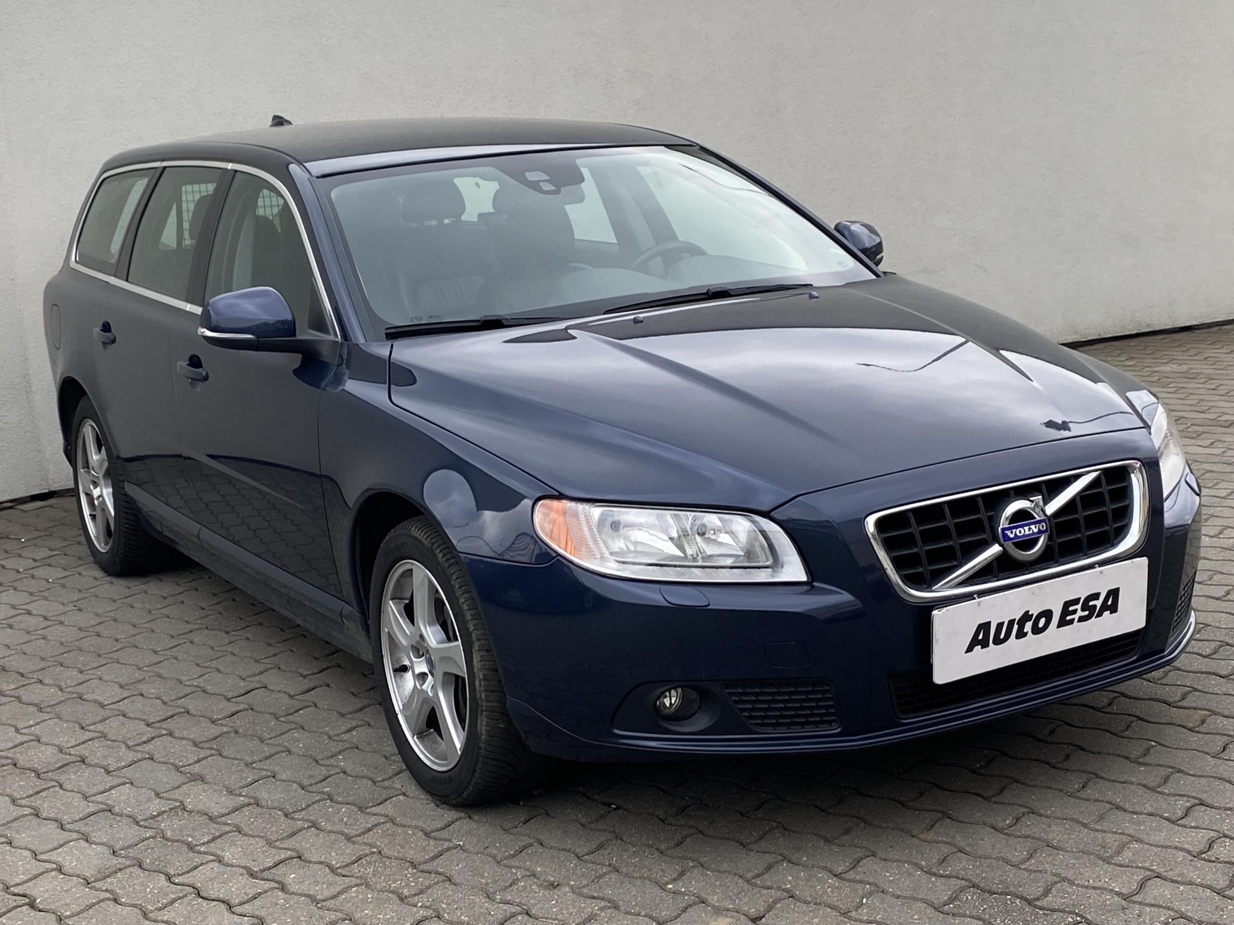 Volvo V70, 2013 - celkový pohled