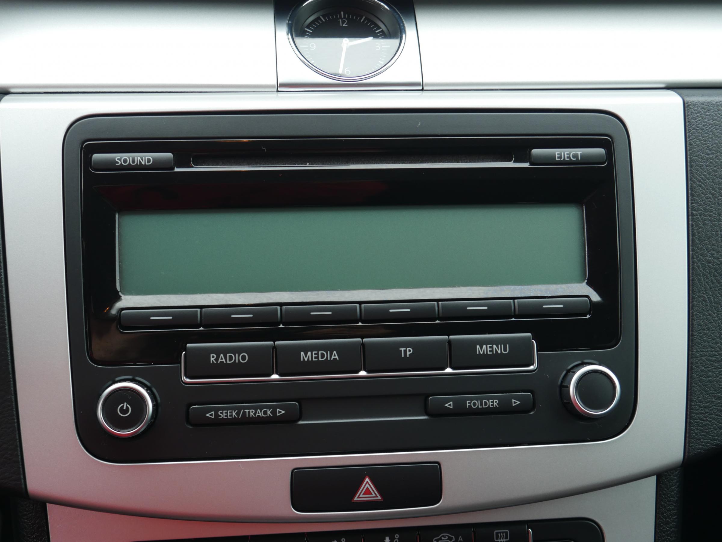 Volkswagen Passat, 2011 - pohled č. 11