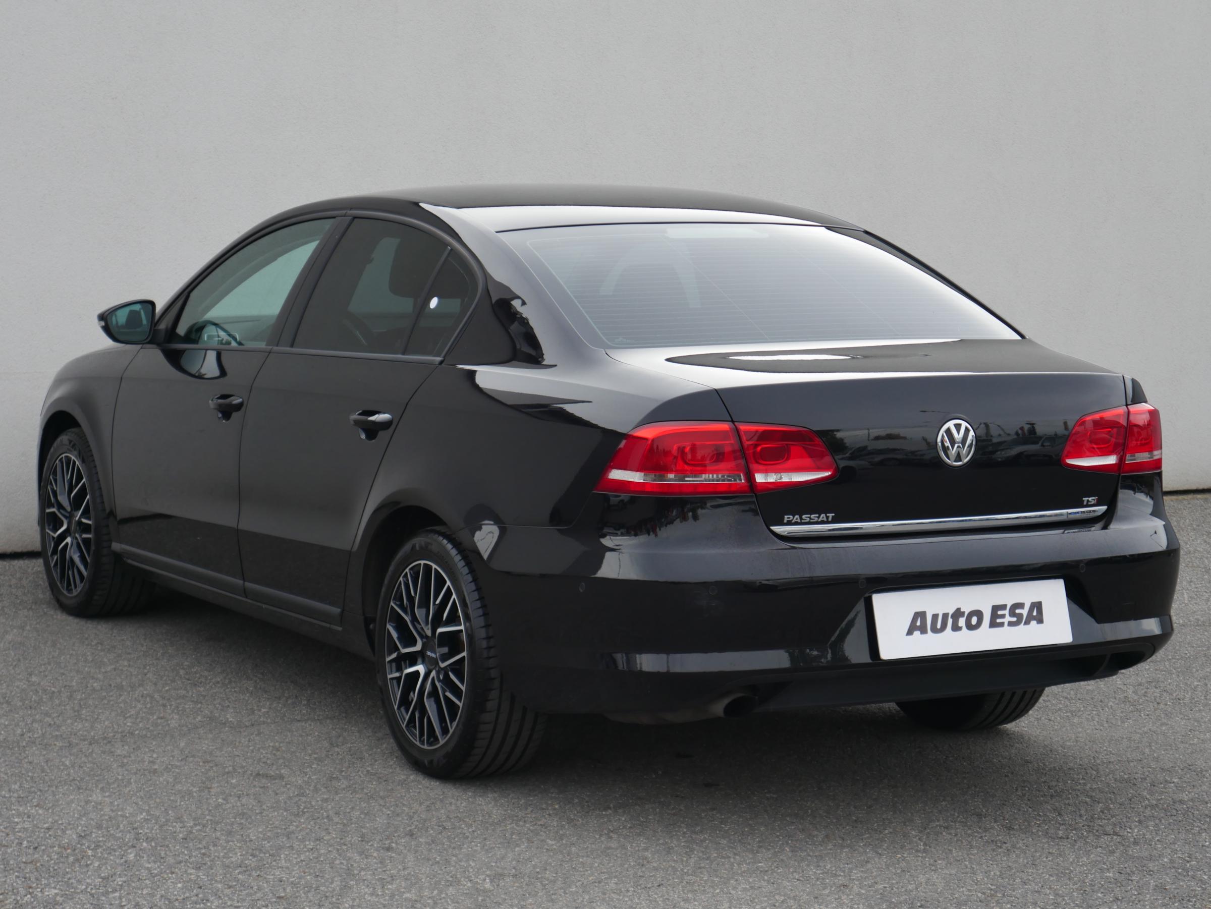 Volkswagen Passat, 2011 - pohled č. 4