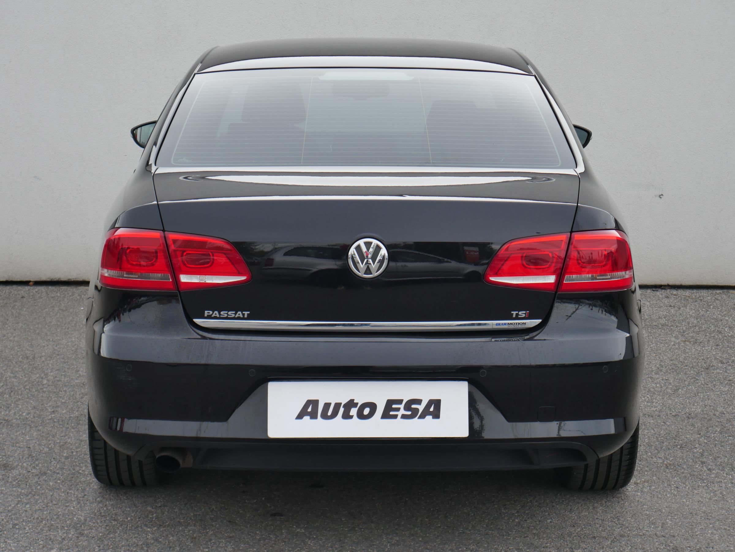 Volkswagen Passat, 2011 - pohled č. 5