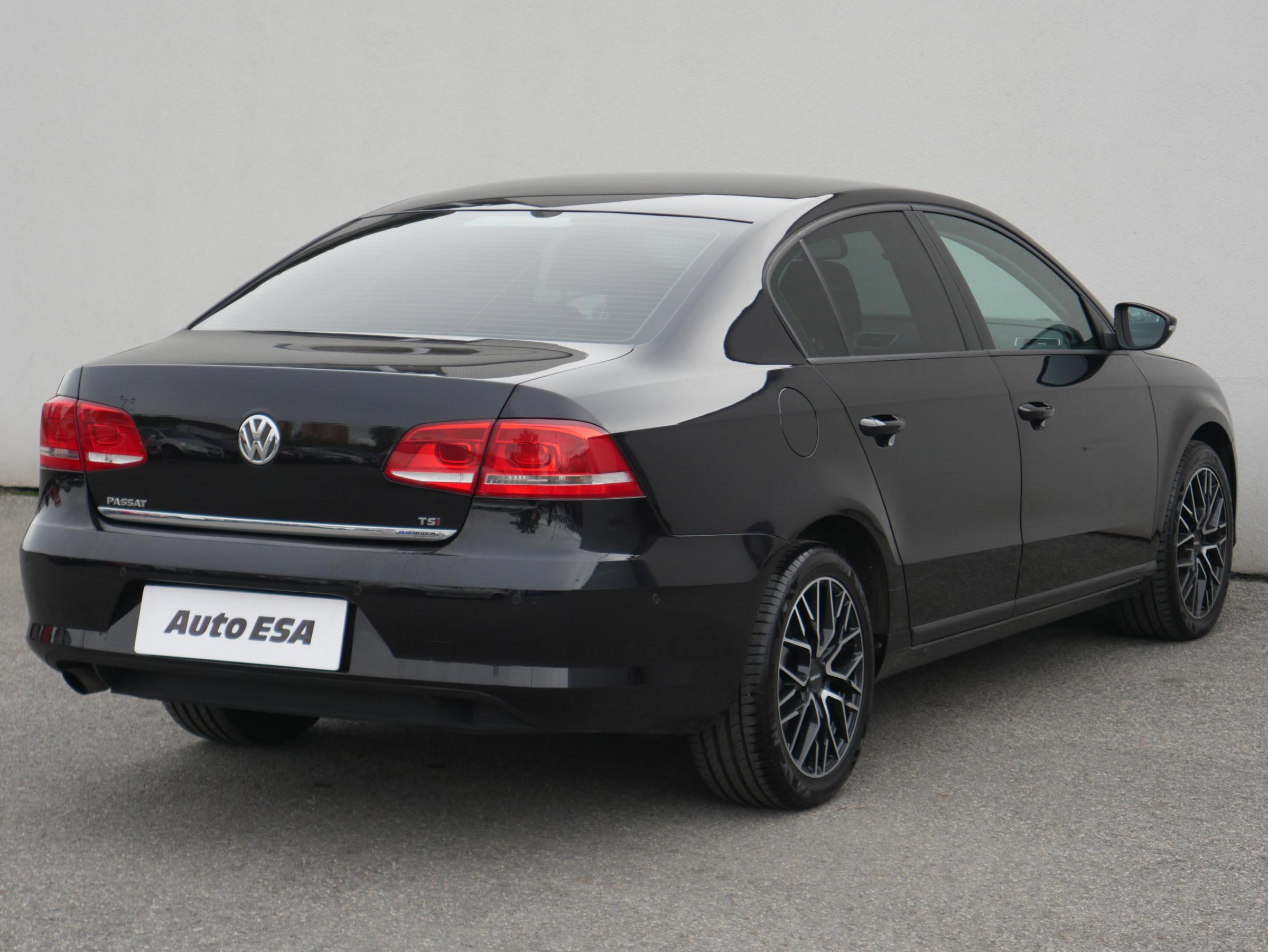 Volkswagen Passat, 2011 - pohled č. 6
