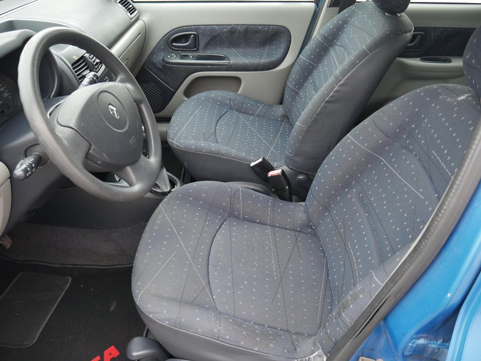 Renault Clio 1.2i 