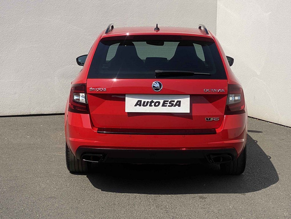 Škoda Octavia III 2.0 TSi RS