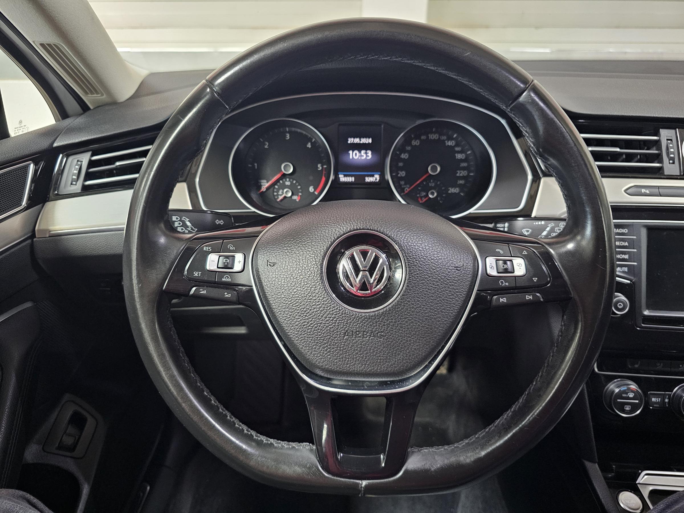 Volkswagen Passat, 2016 - pohled č. 16