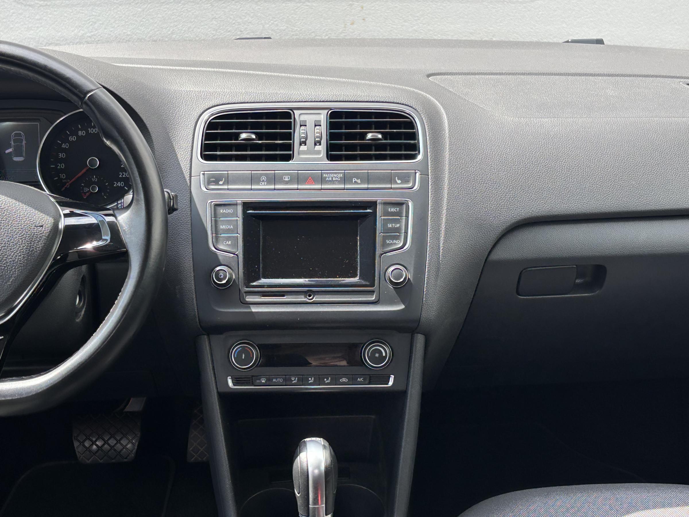 Volkswagen Polo, 2014 - pohled č. 10