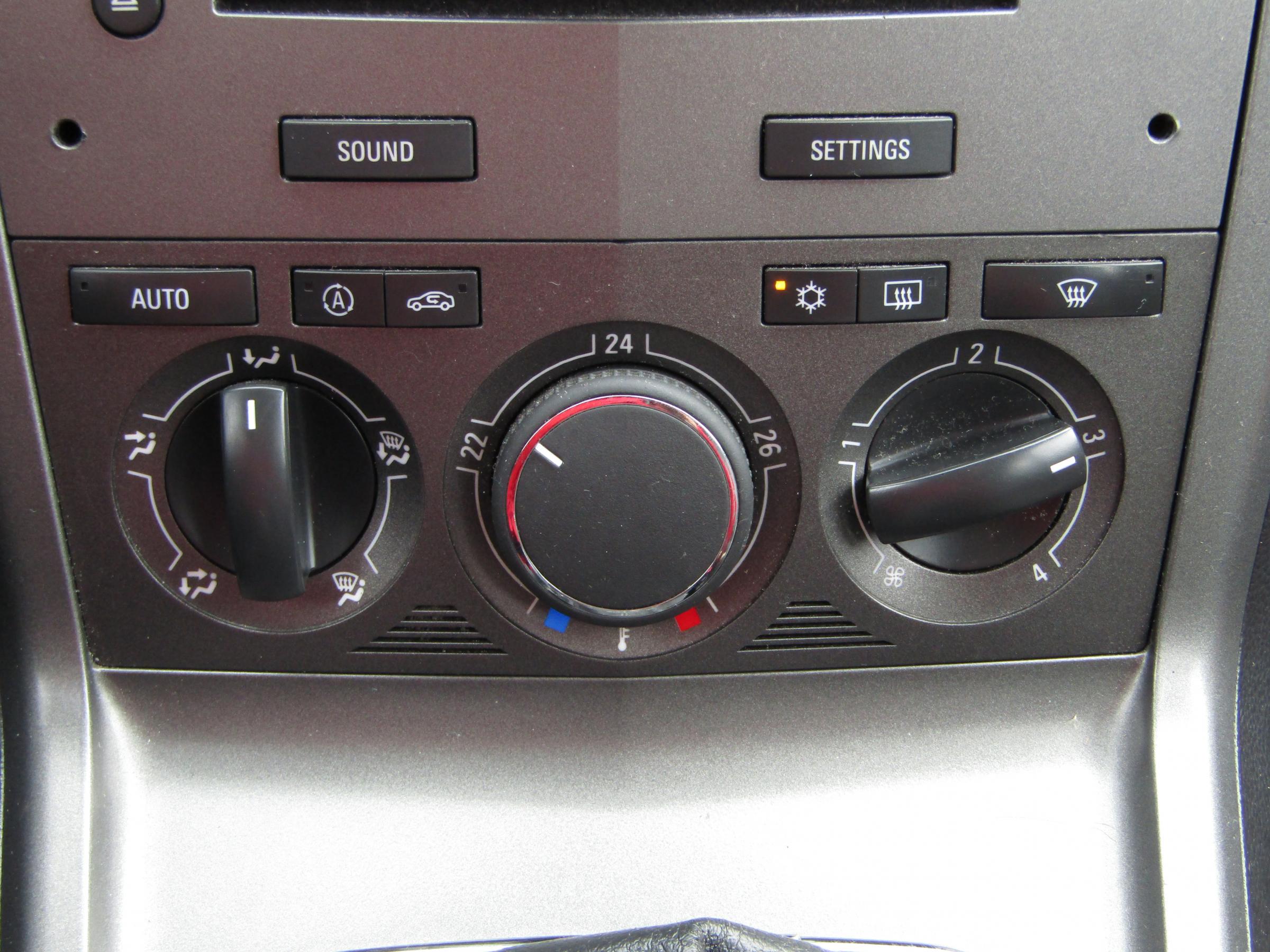 Opel Antara, 2007 - pohled č. 16