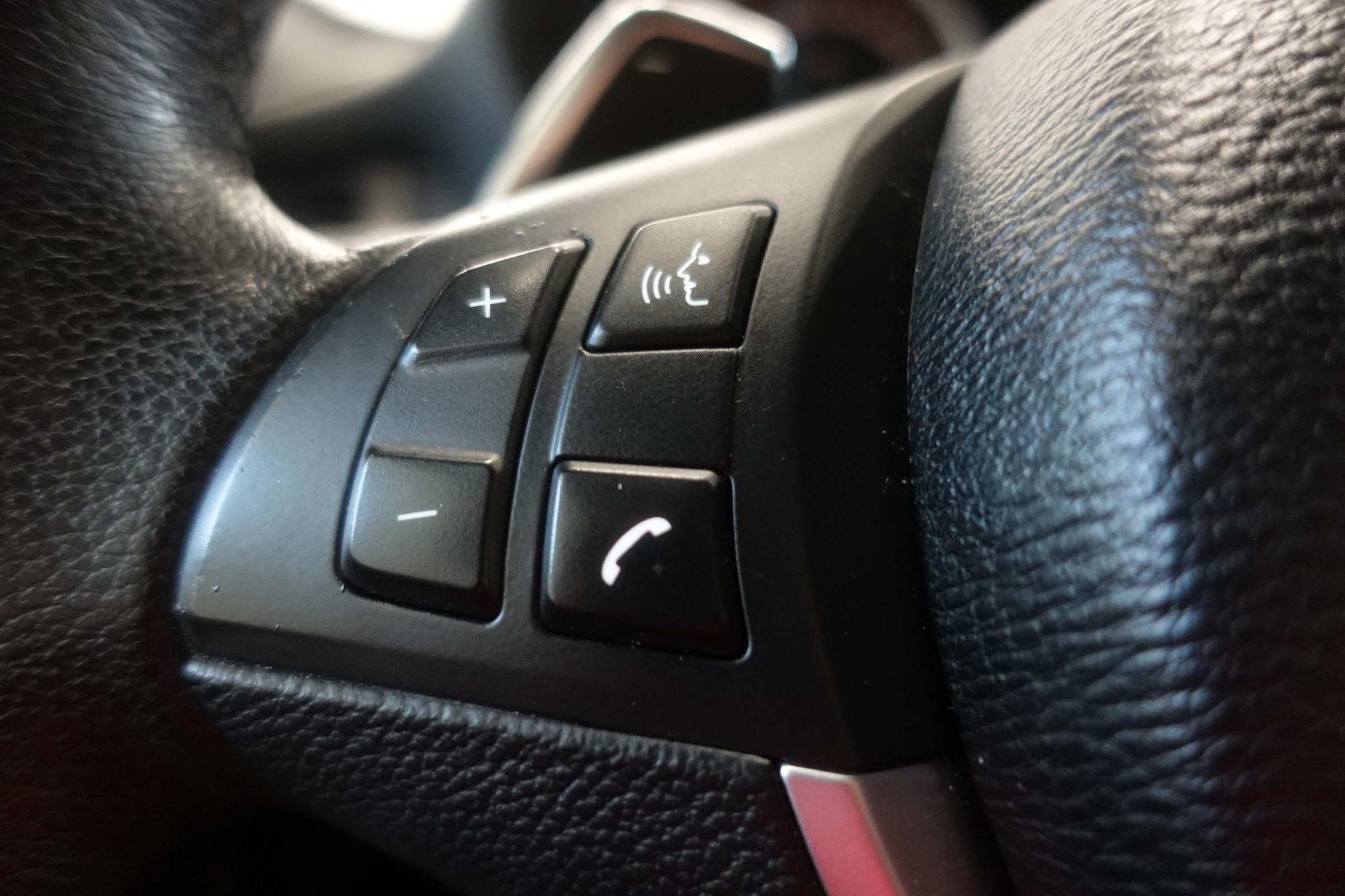 BMW X6, 2011 - pohled č. 16