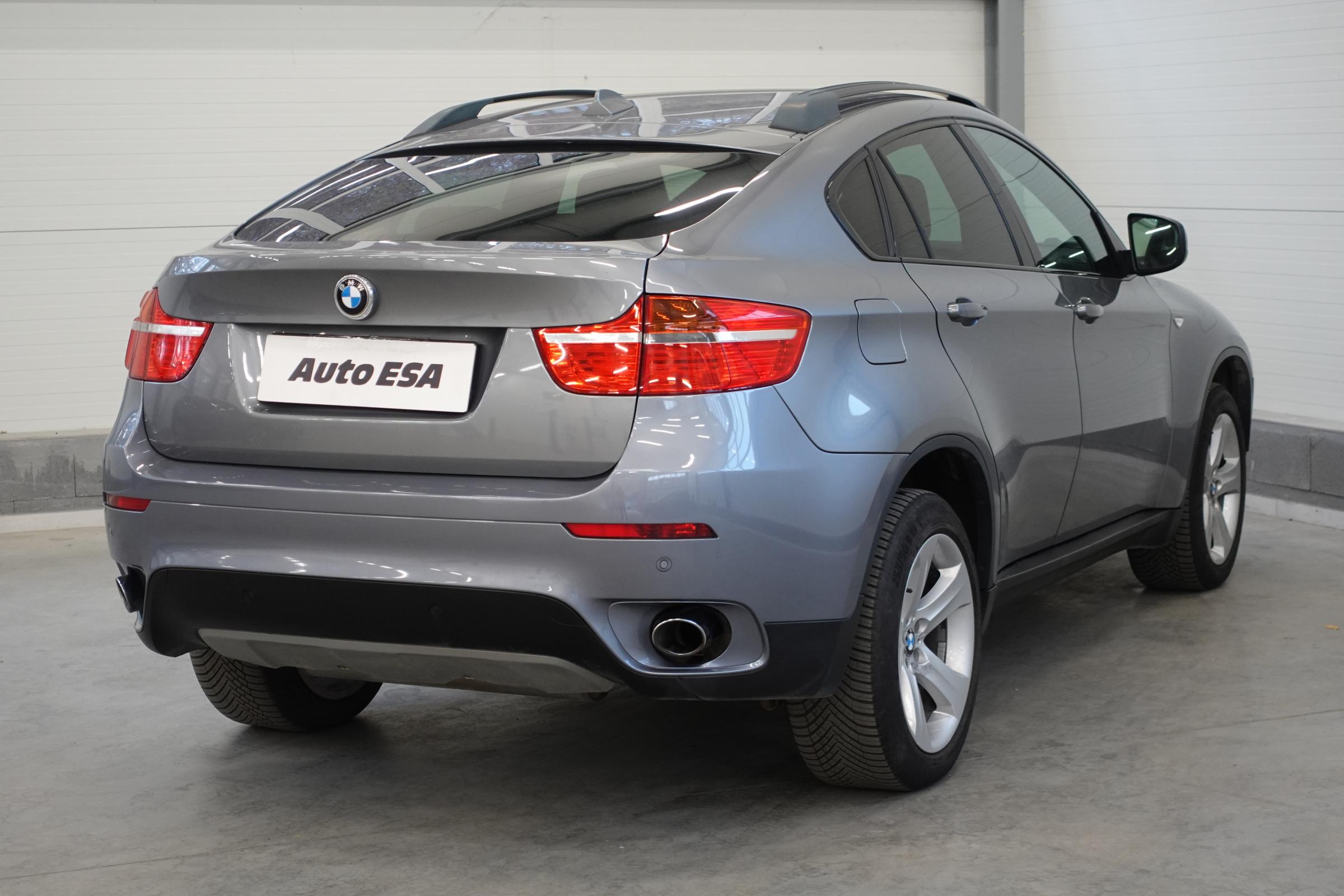 BMW X6, 2011 - pohled č. 4