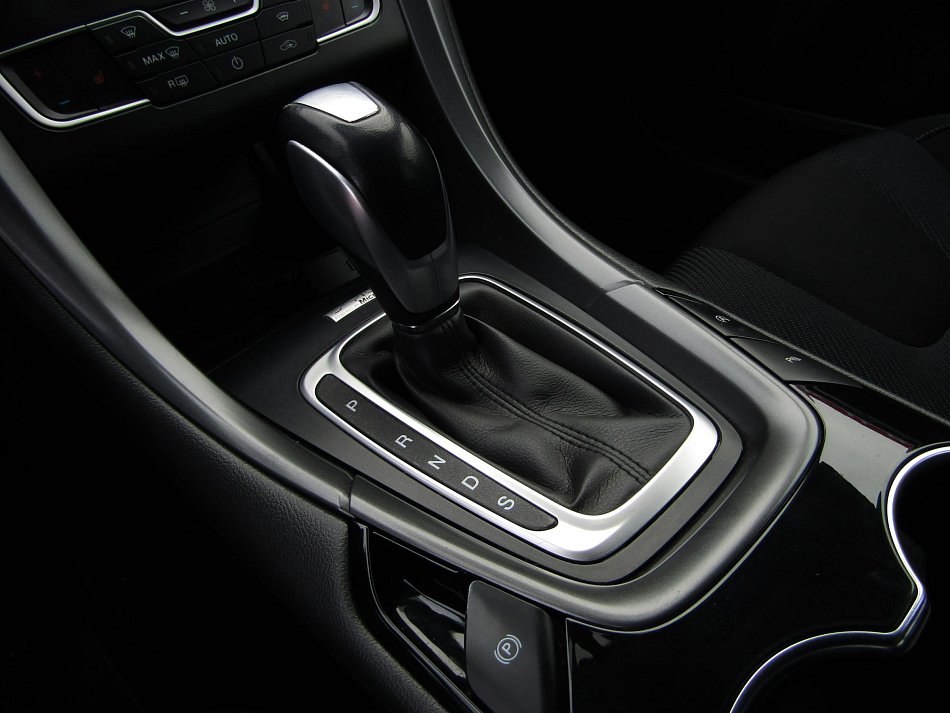 Ford Mondeo 2.0 TDCi 